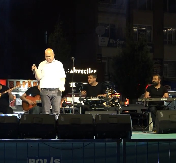 Kırşehir Belediyesi ve Kent Konseyi Engelli Meclisi Eyüp Sultan Aylar Konseri